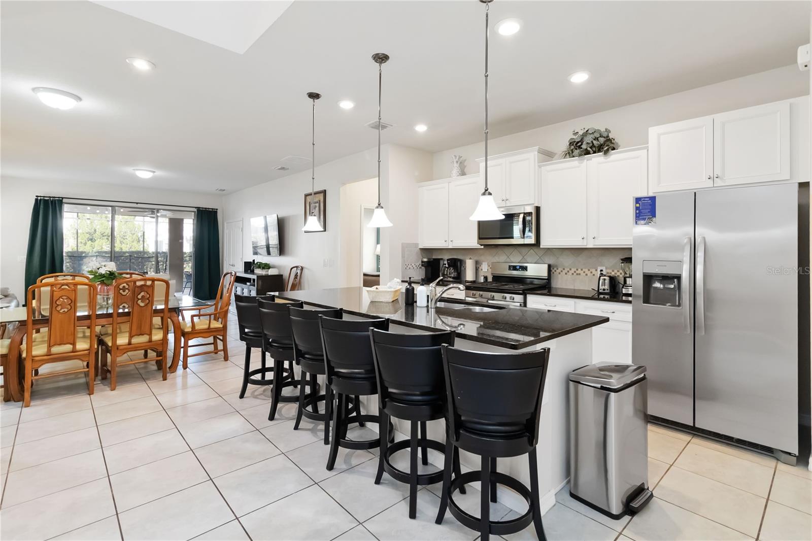 Image 9 of 50 For 5545 Misty Oak Cir