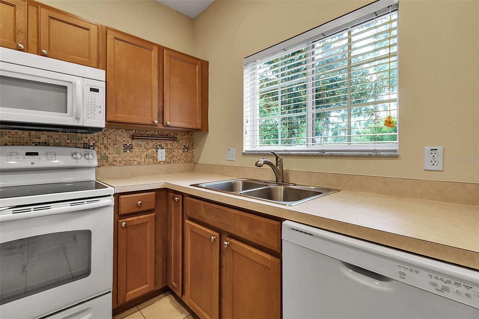 Image 13 of 45 For 3707 45th Terrace W 104