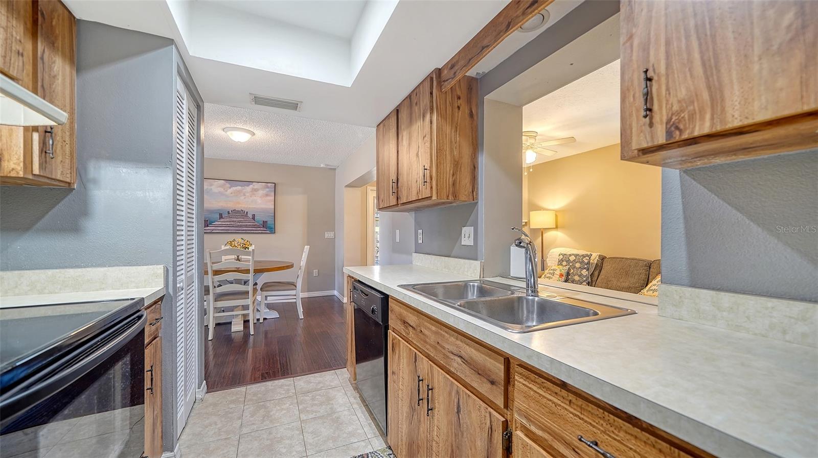 Image 15 of 33 For 4611 Spahn Street