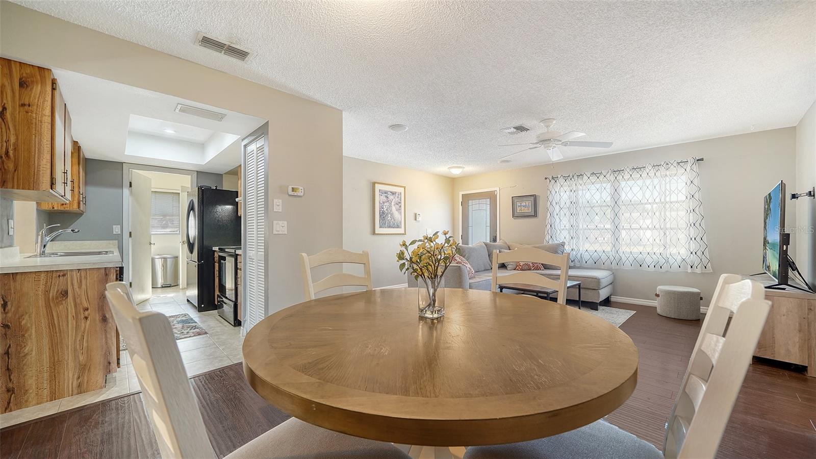 Image 9 of 33 For 4611 Spahn Street