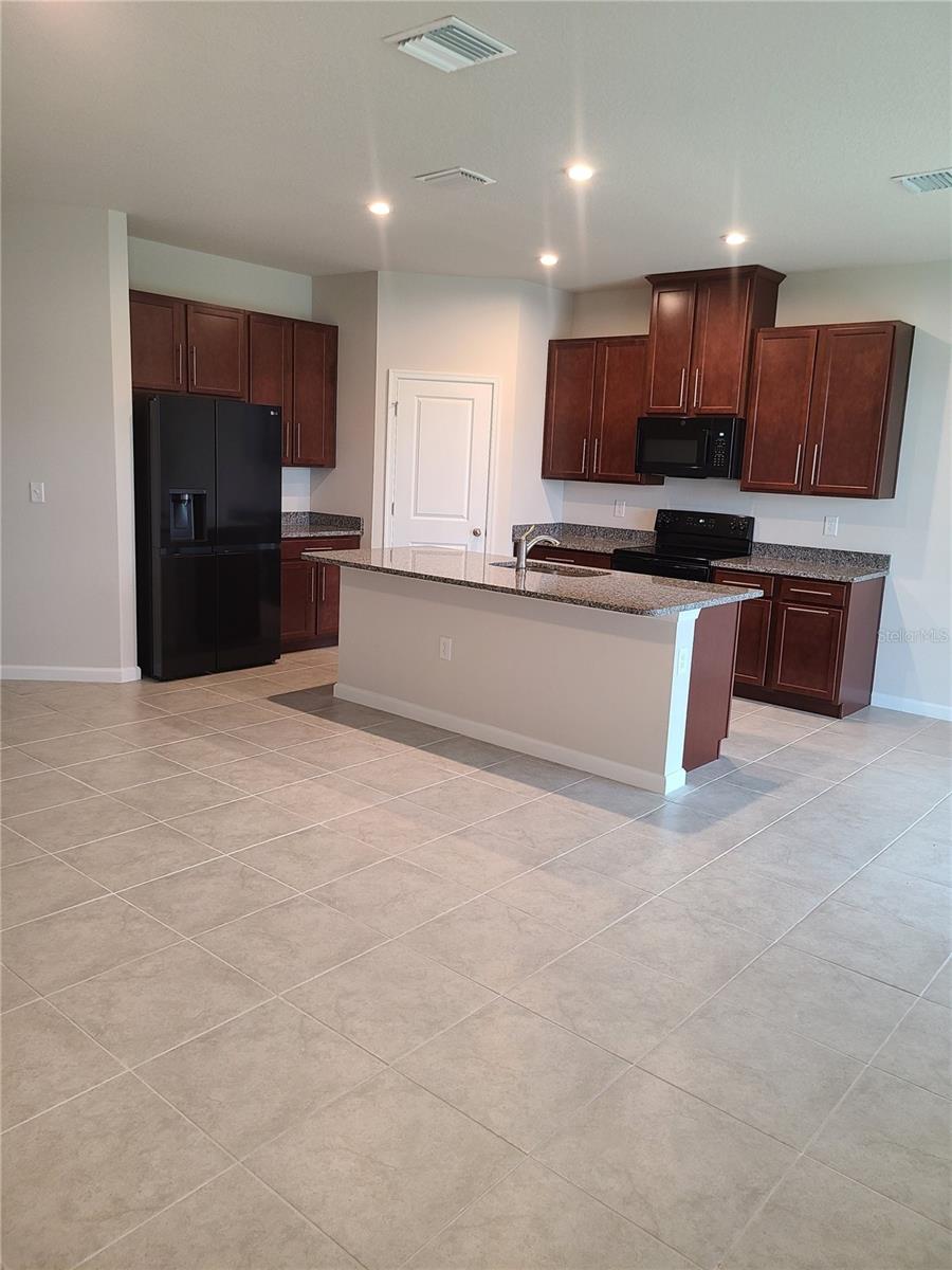 Image 5 of 7 For 11453 64th Street E