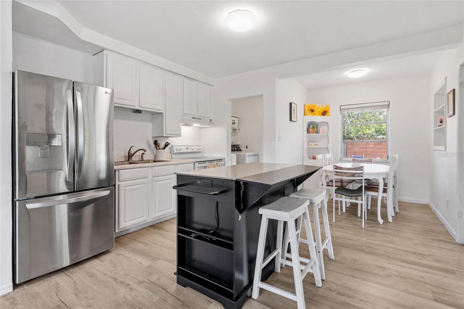 Image 12 of 33 For 4519 Brooksdale Drive