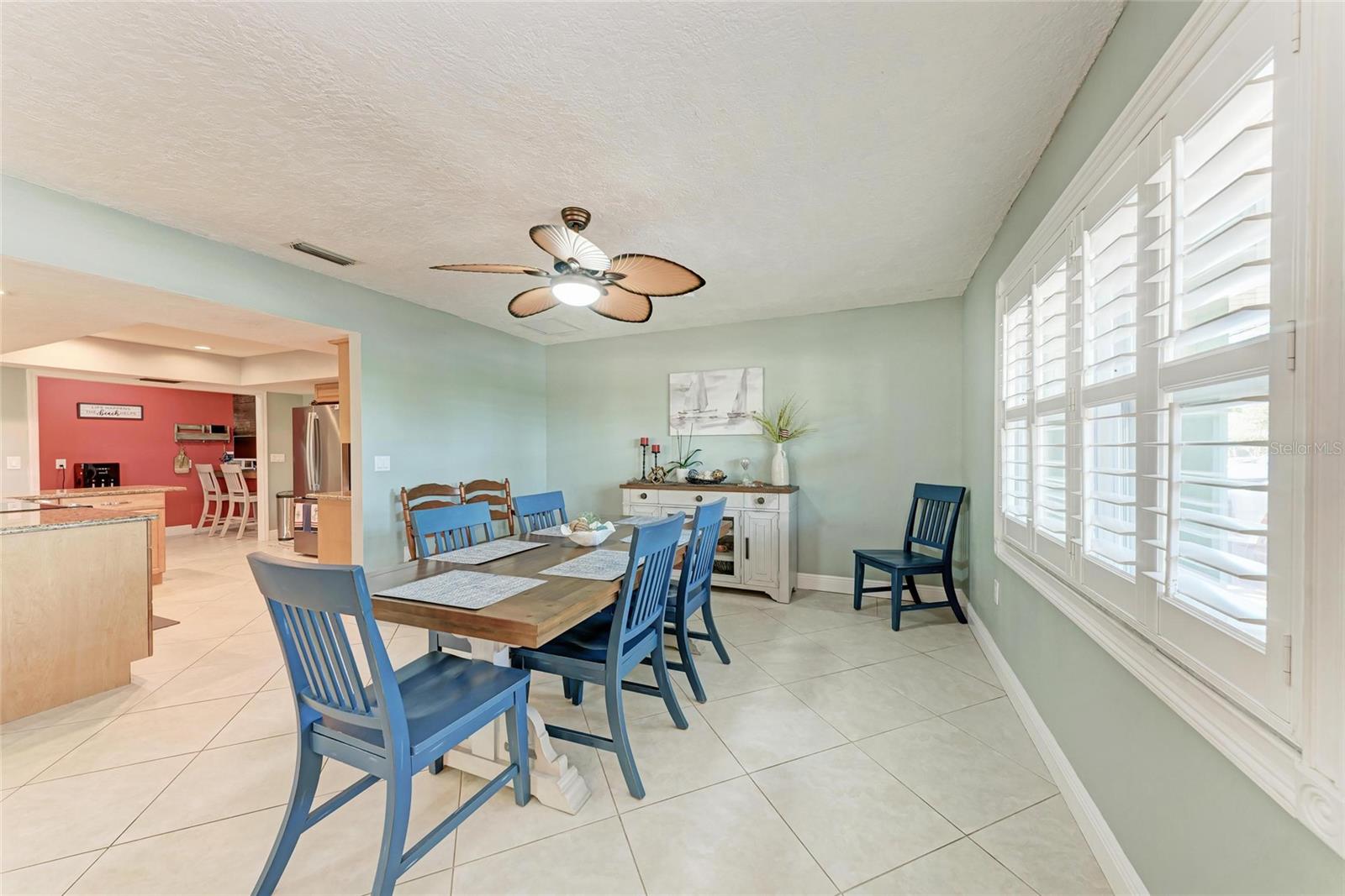 Image 20 of 52 For 4907 18th Avenue W