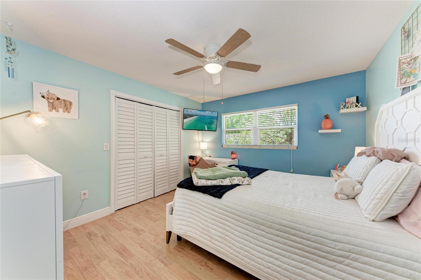 Image 32 of 52 For 4907 18th Avenue W