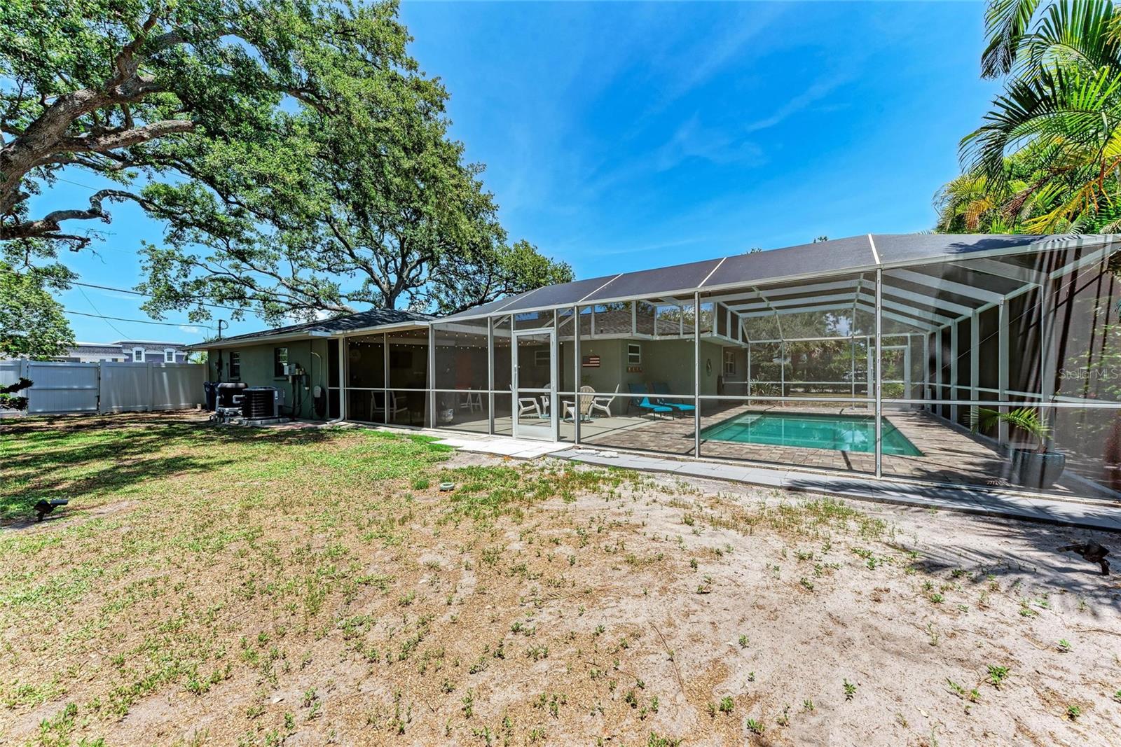 Image 47 of 52 For 4907 18th Avenue W