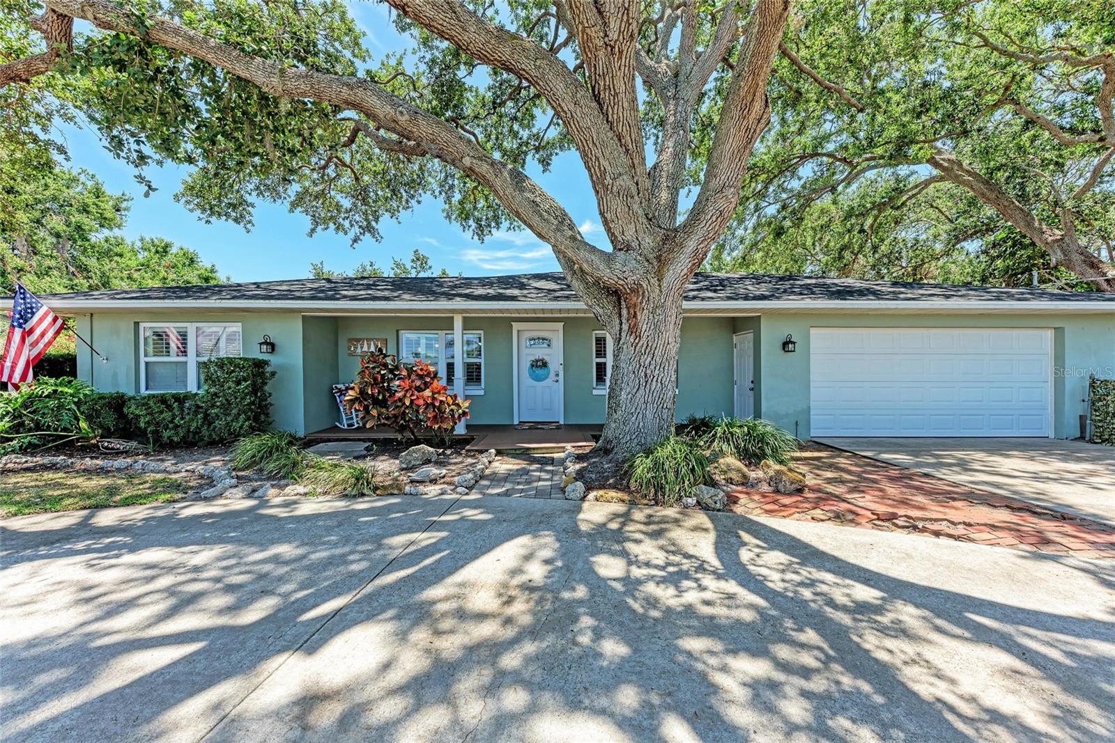 Image 6 of 52 For 4907 18th Avenue W