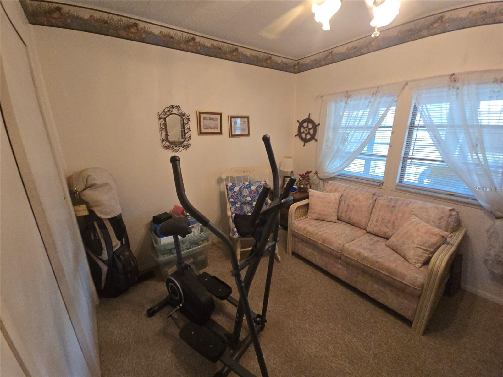 Image 21 of 36 For 4717 3rd St W