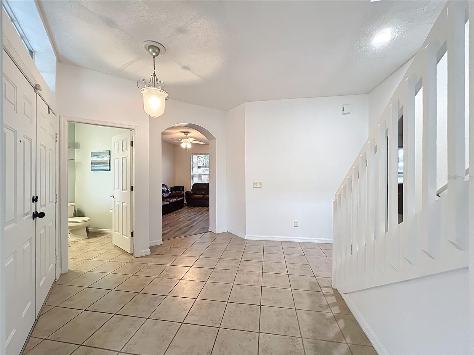 Image 11 of 92 For 9525 Southern Garden Circle