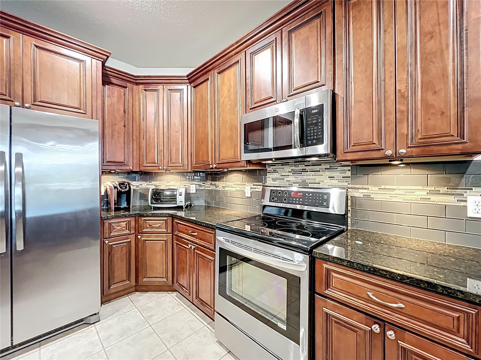 Image 18 of 92 For 9525 Southern Garden Circle