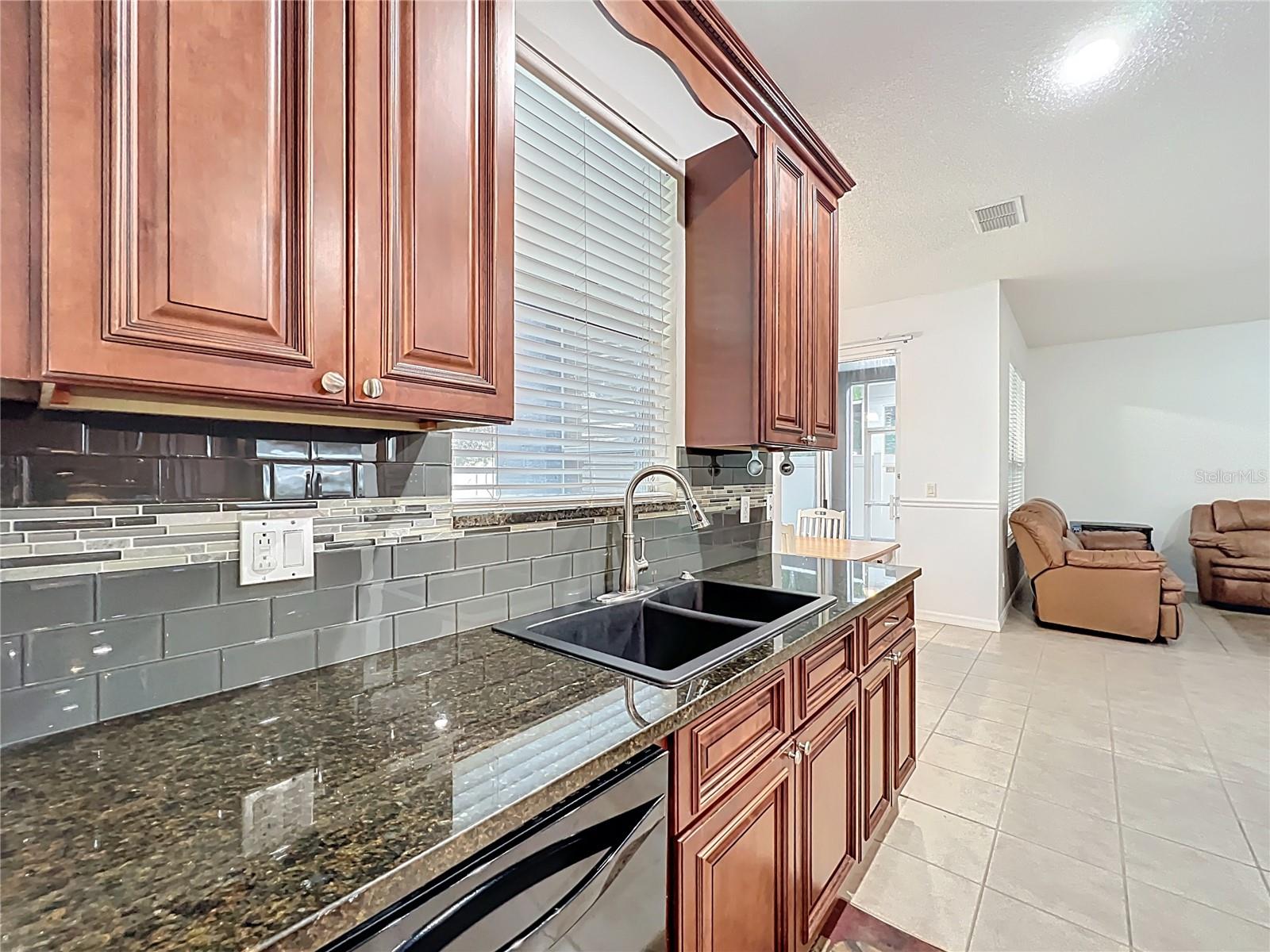 Image 22 of 92 For 9525 Southern Garden Circle