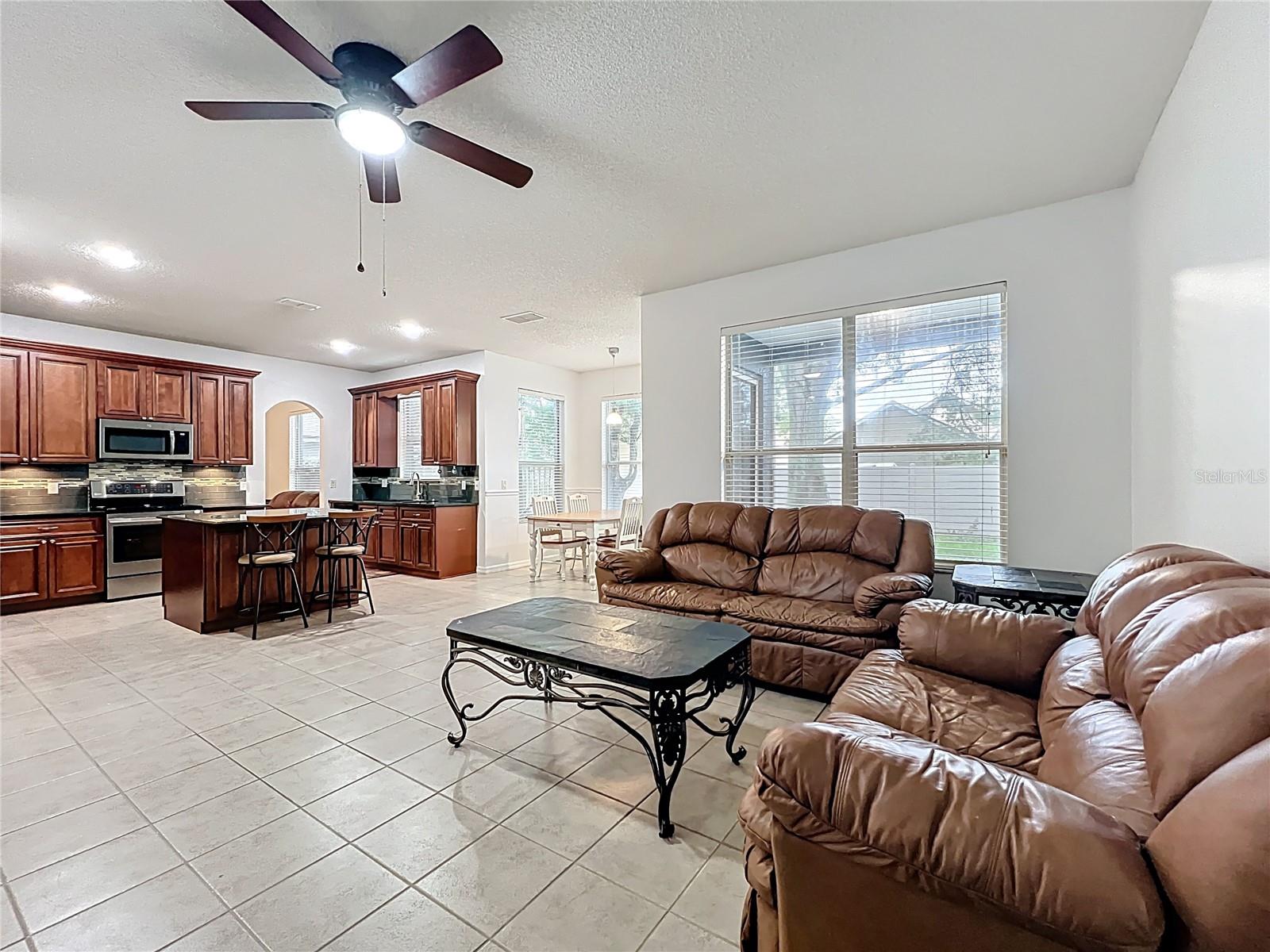 Image 31 of 92 For 9525 Southern Garden Circle
