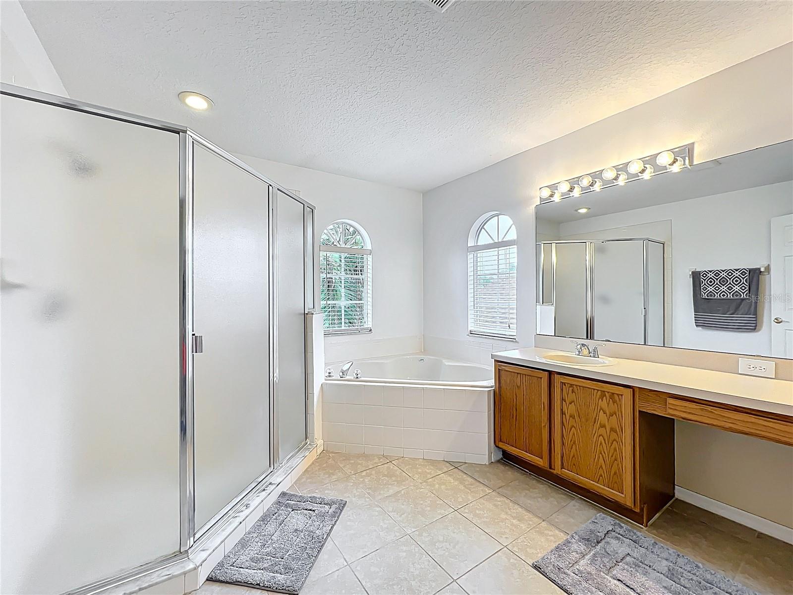 Image 47 of 92 For 9525 Southern Garden Circle