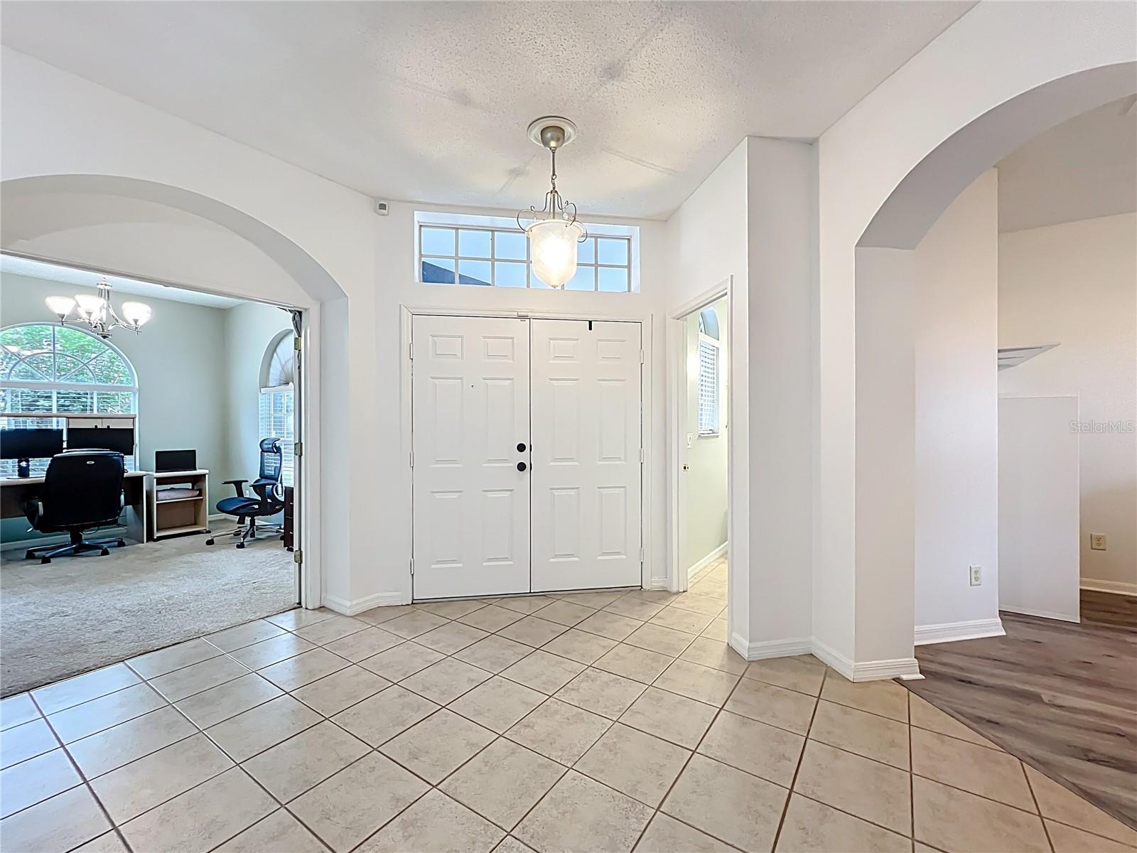 Image 9 of 92 For 9525 Southern Garden Circle