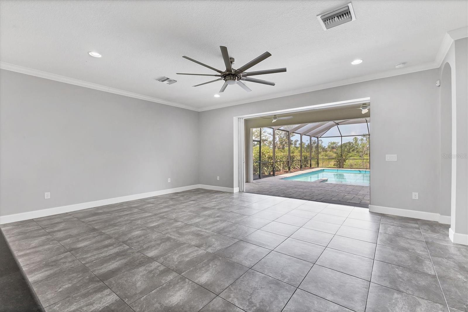 Image 17 of 70 For 6125 Anise Drive