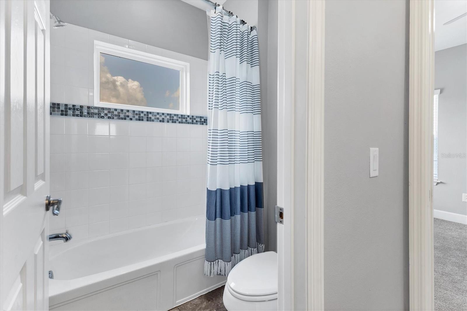 Image 33 of 70 For 6125 Anise Drive