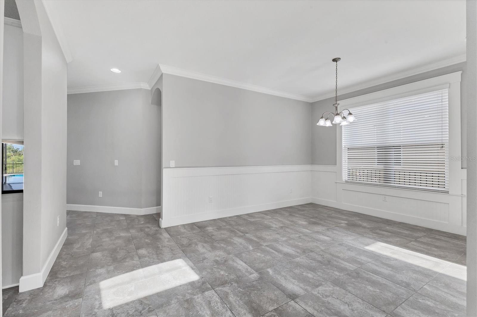 Image 4 of 70 For 6125 Anise Drive