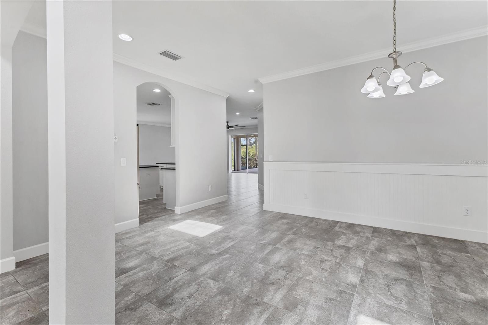 Image 5 of 70 For 6125 Anise Drive