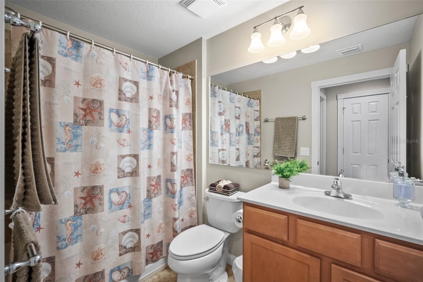 Image 18 of 43 For 5866 Guarino Drive