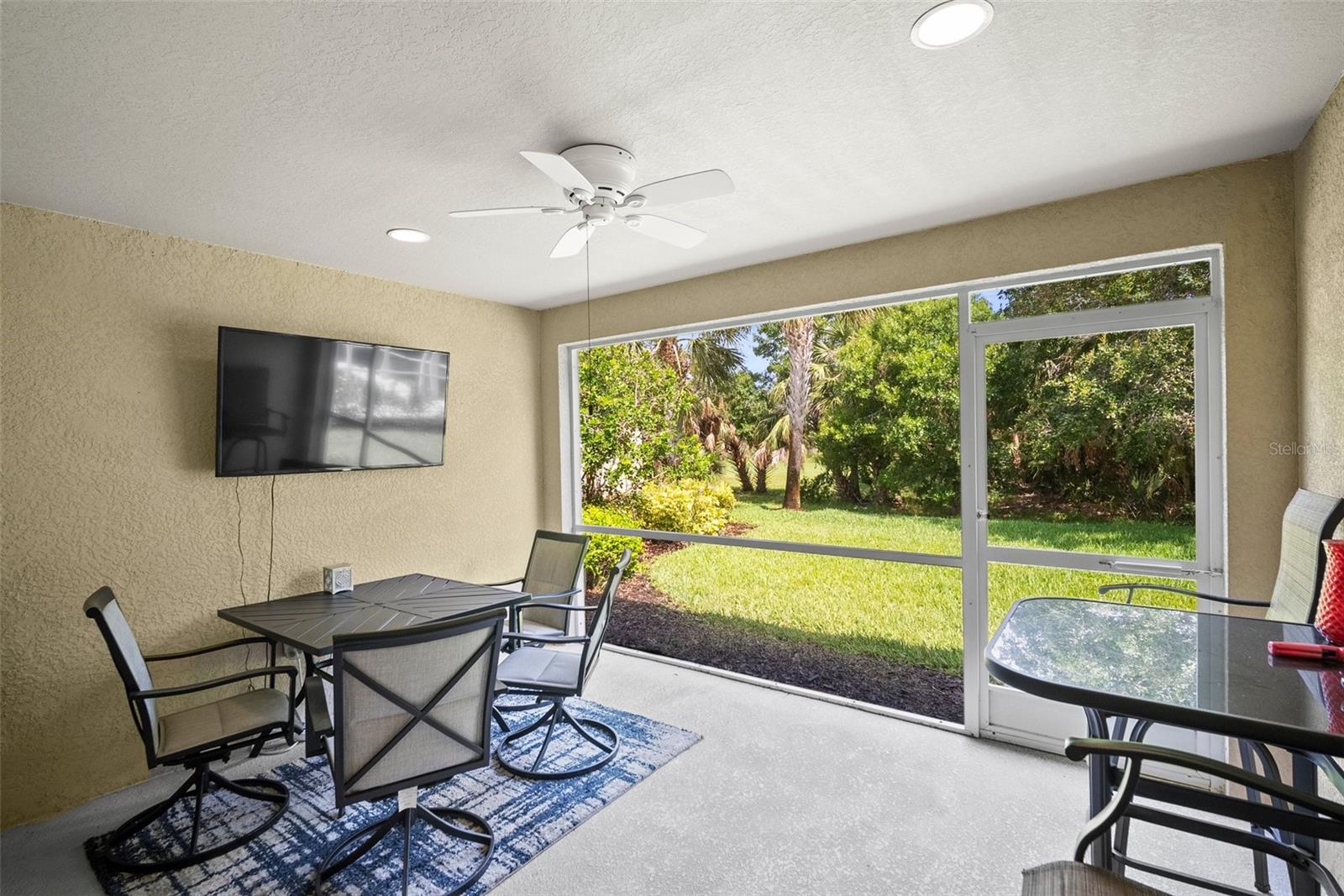 Image 22 of 43 For 5866 Guarino Drive