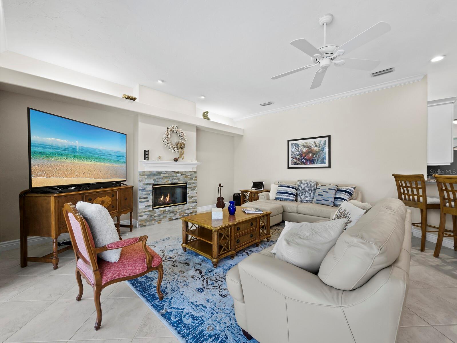 Image 16 of 42 For 6643 Butlers Crest Drive