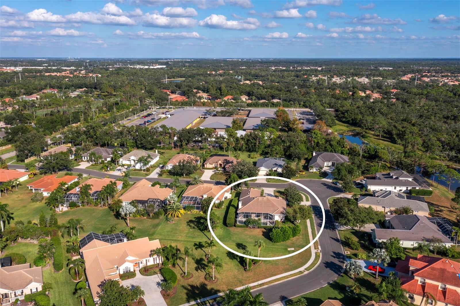 Listing photo id 56 for 6643 Butlers Crest Drive