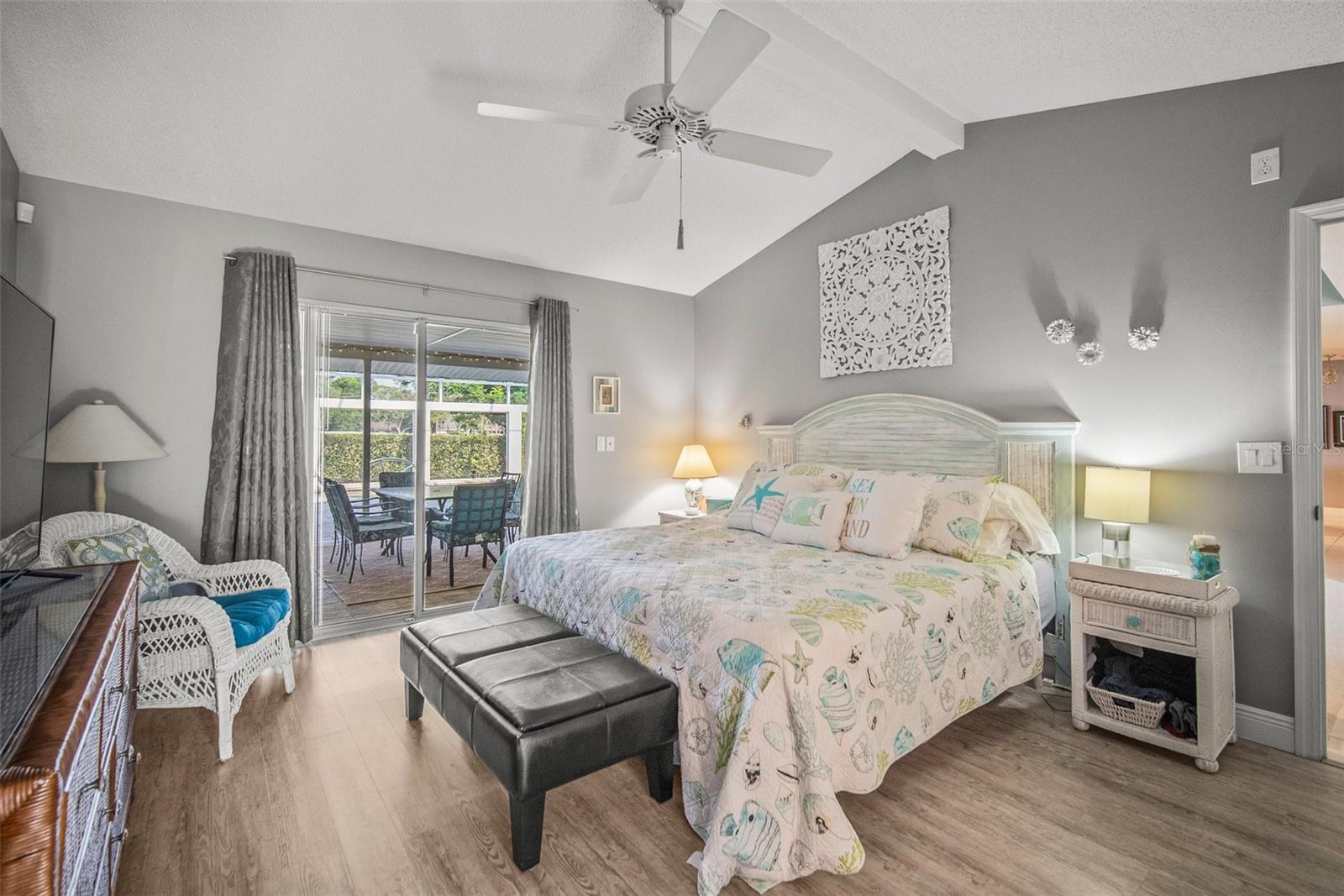 Image 12 of 37 For 7804 Broadmoor Pines Boulevard
