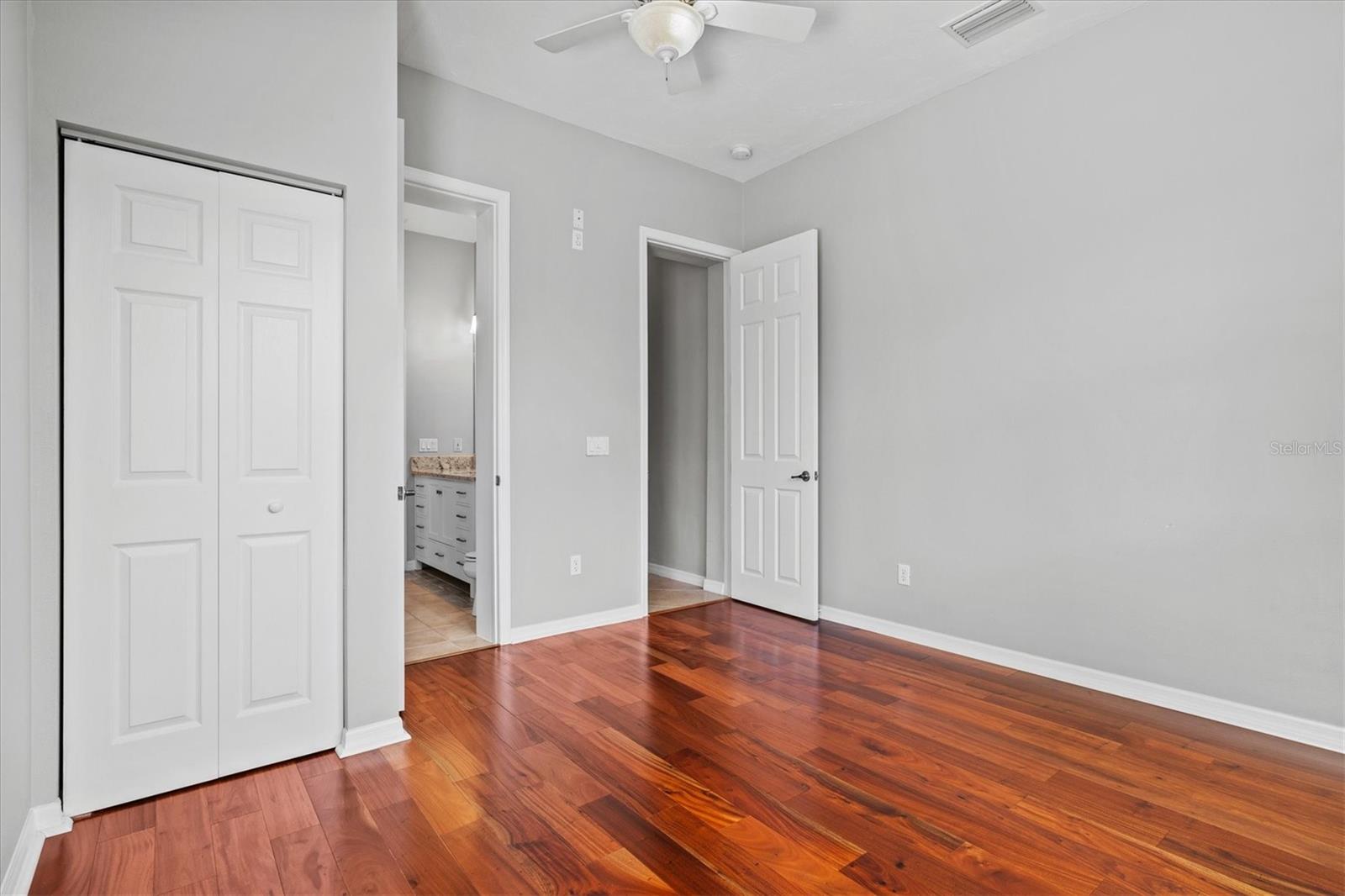 Image 41 of 96 For 8930 Bloomfield Blvd