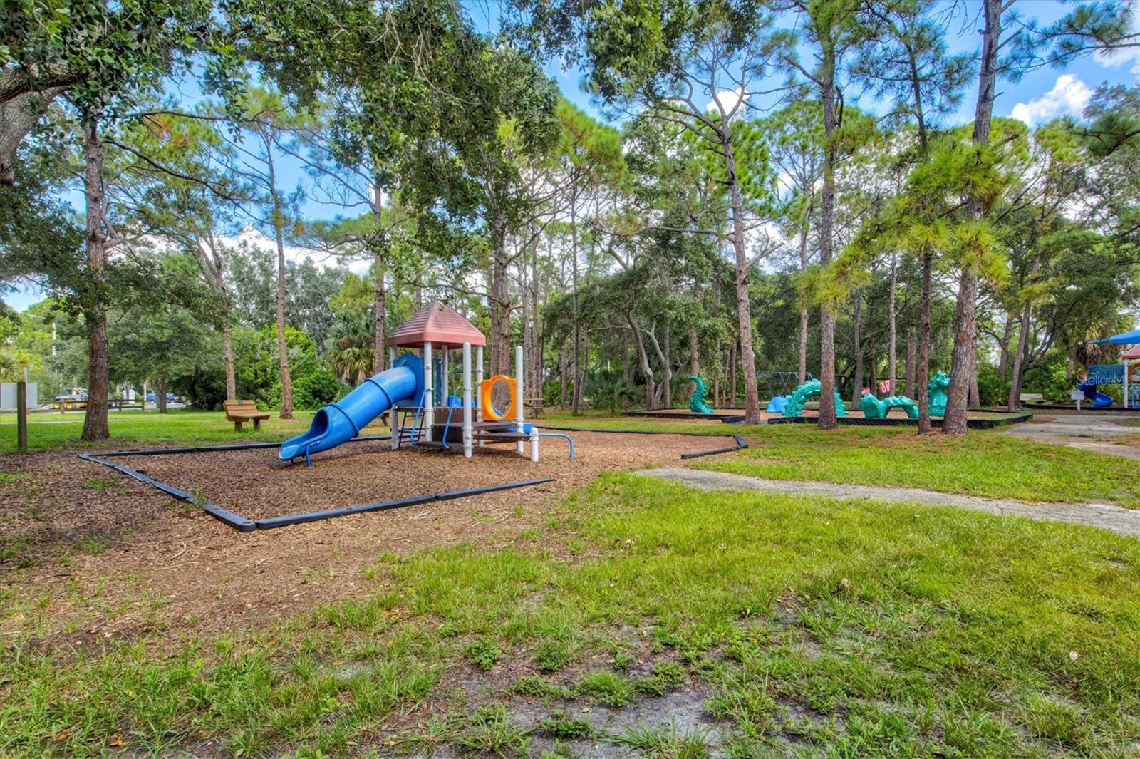 Image 91 of 96 For 8930 Bloomfield Blvd