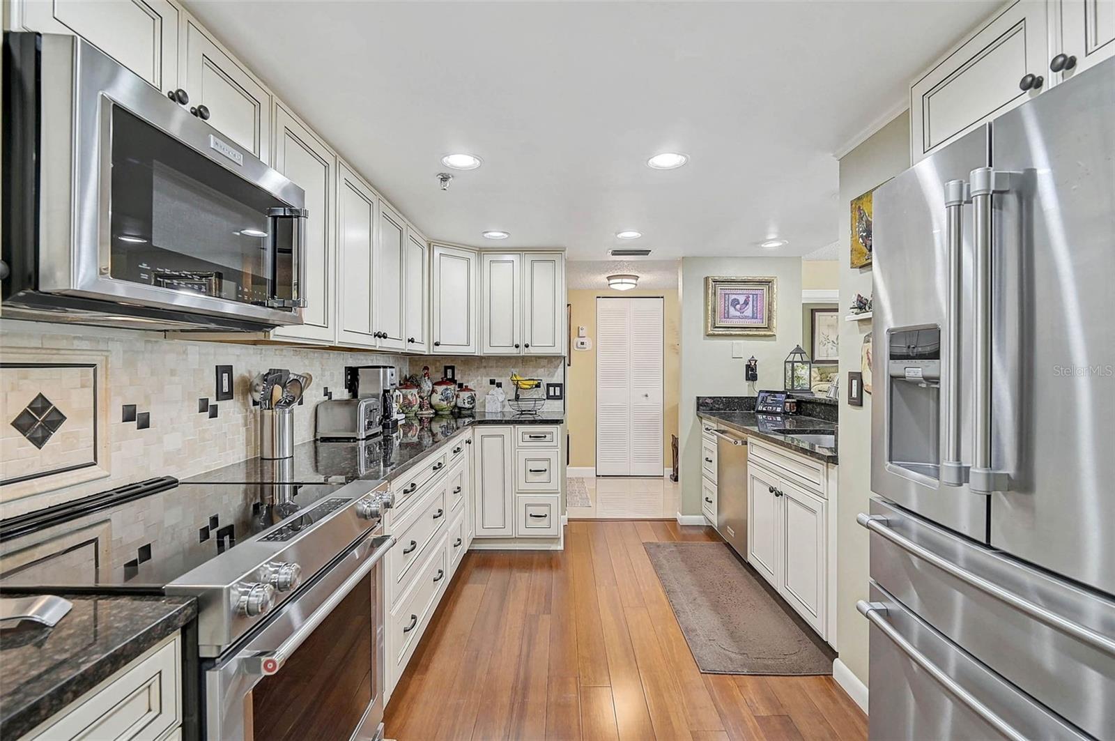 Image 10 of 62 For 6372 Palma Del Mar Boulevard S 503