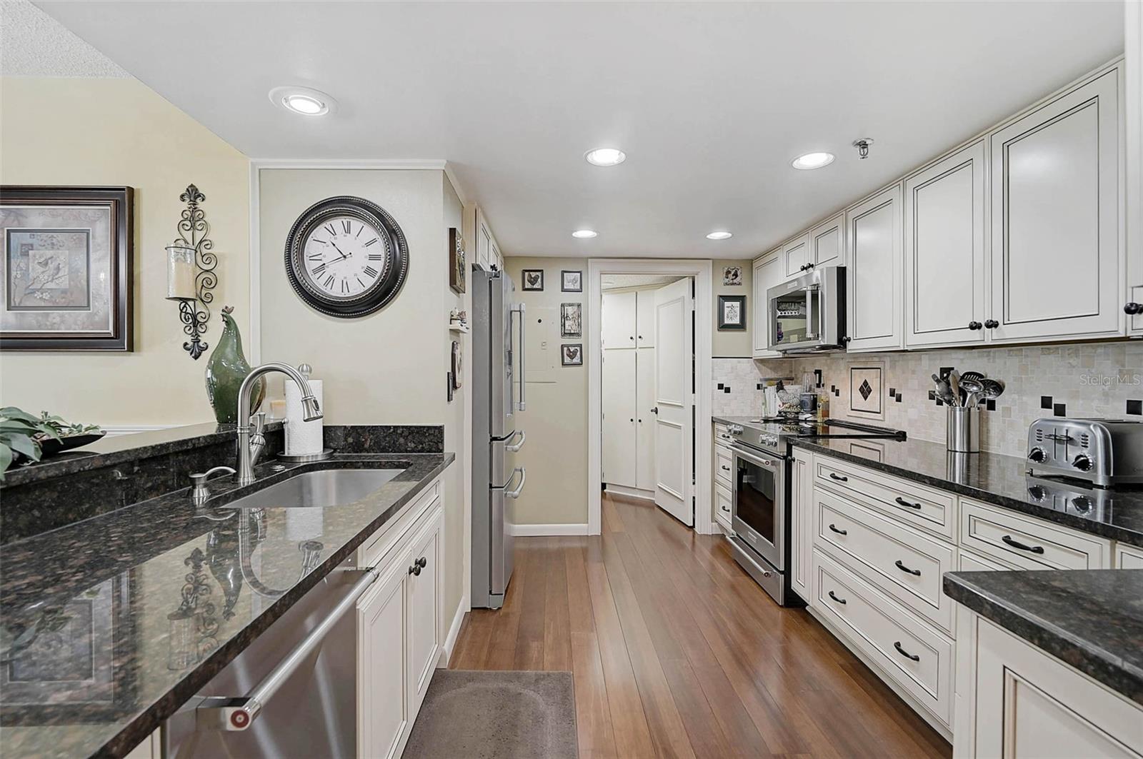 Image 6 of 62 For 6372 Palma Del Mar Boulevard S 503