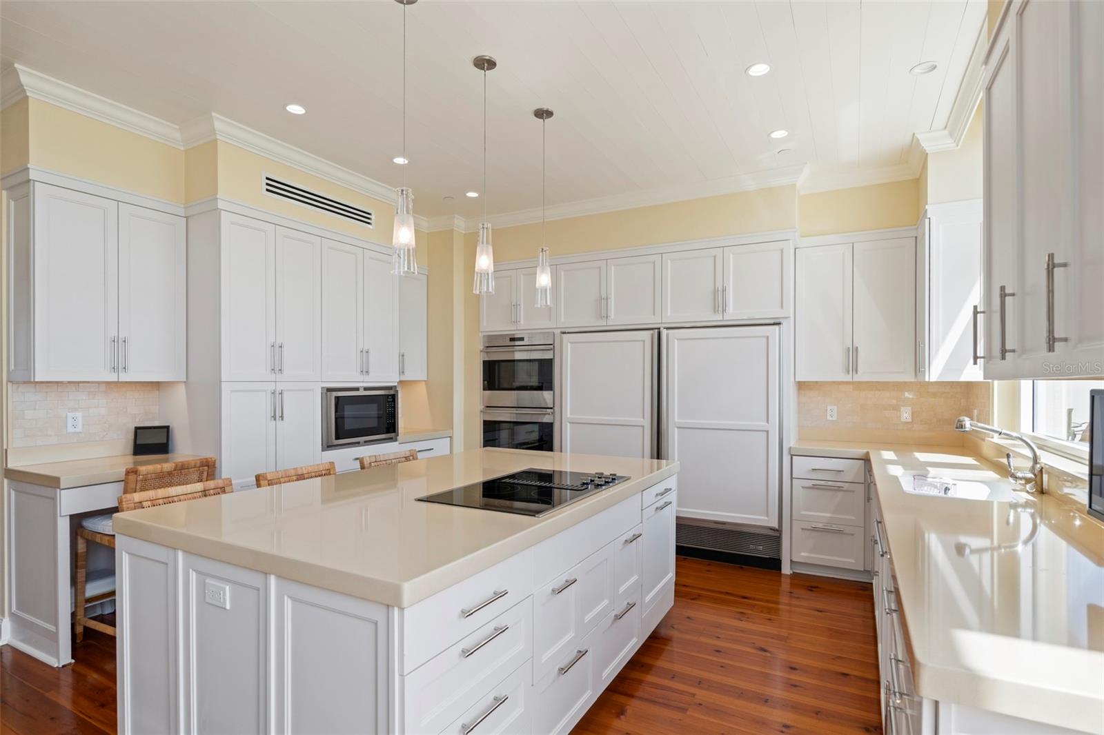 Image 21 of 66 For 435 L Ambiance Drive Ph-j
