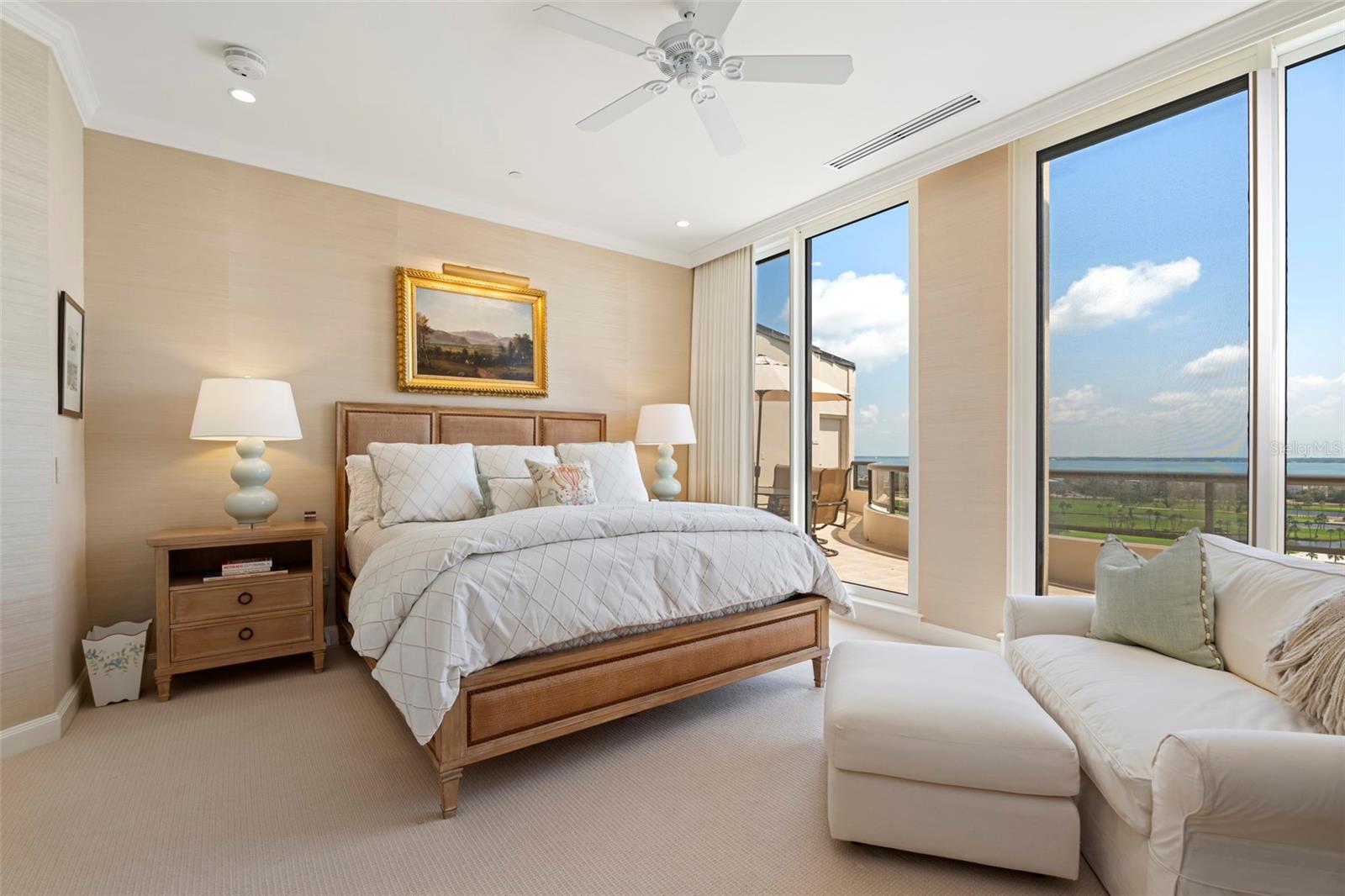 Image 26 of 66 For 435 L Ambiance Drive Ph-j
