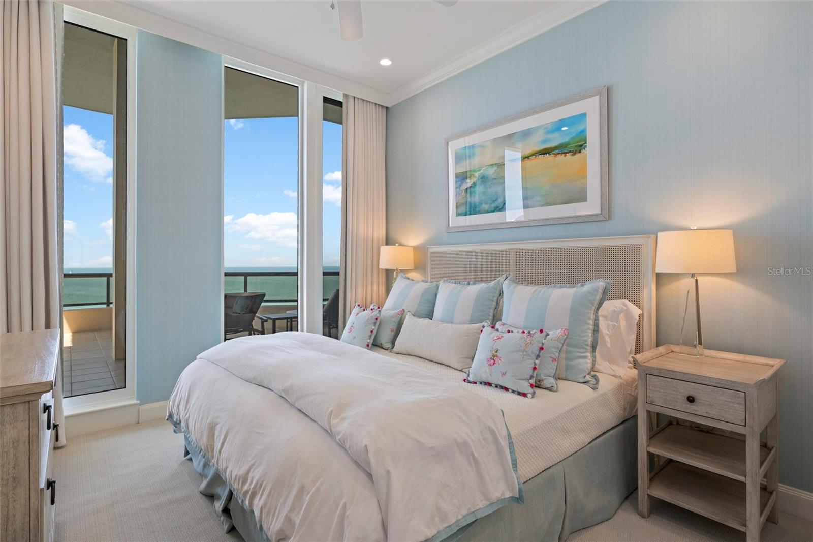 Image 31 of 66 For 435 L Ambiance Drive Ph-j