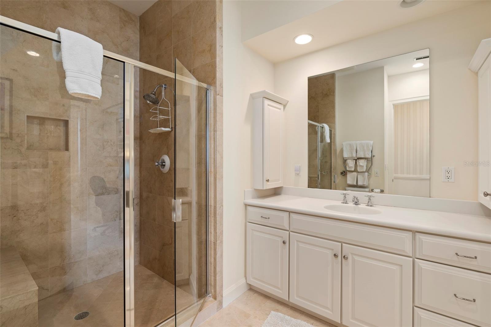 Image 34 of 66 For 435 L Ambiance Drive Ph-j