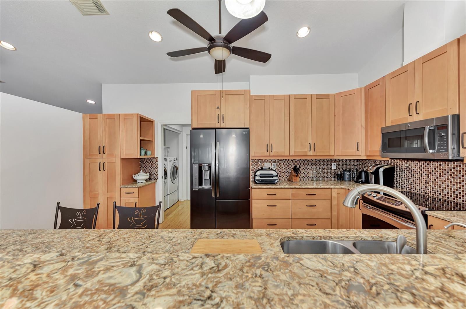 Image 17 of 52 For 5651 Golf Pointe Drive 5651