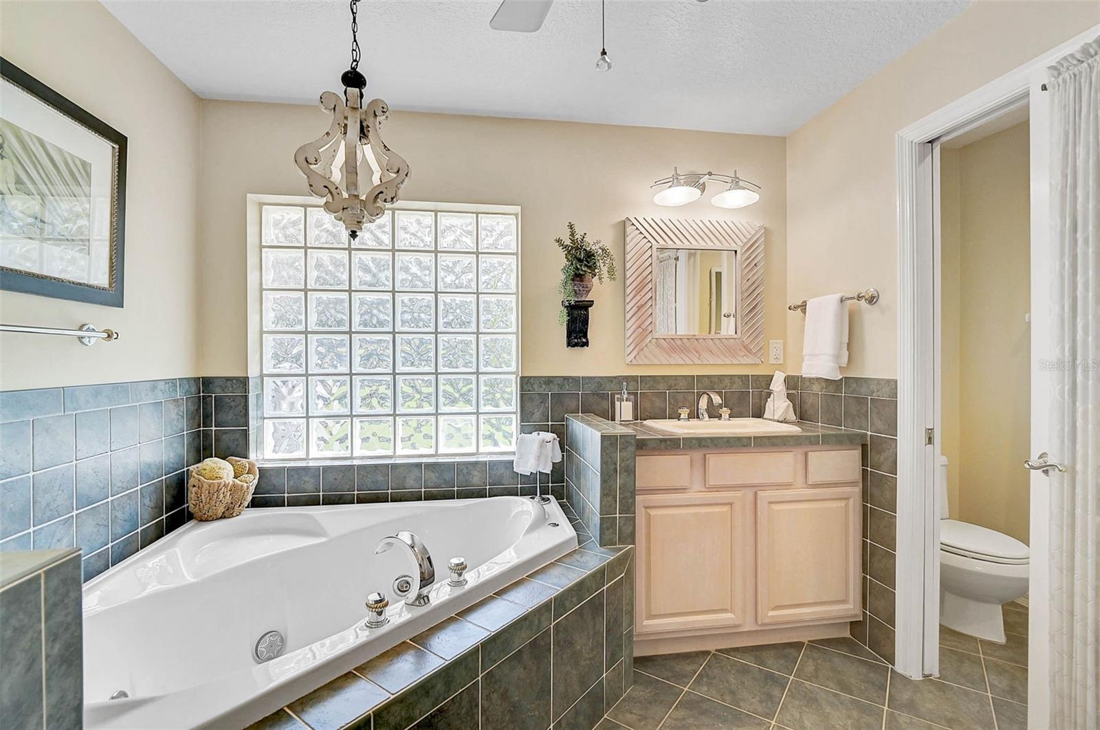 Image 32 of 76 For 16918 Waterline Road
