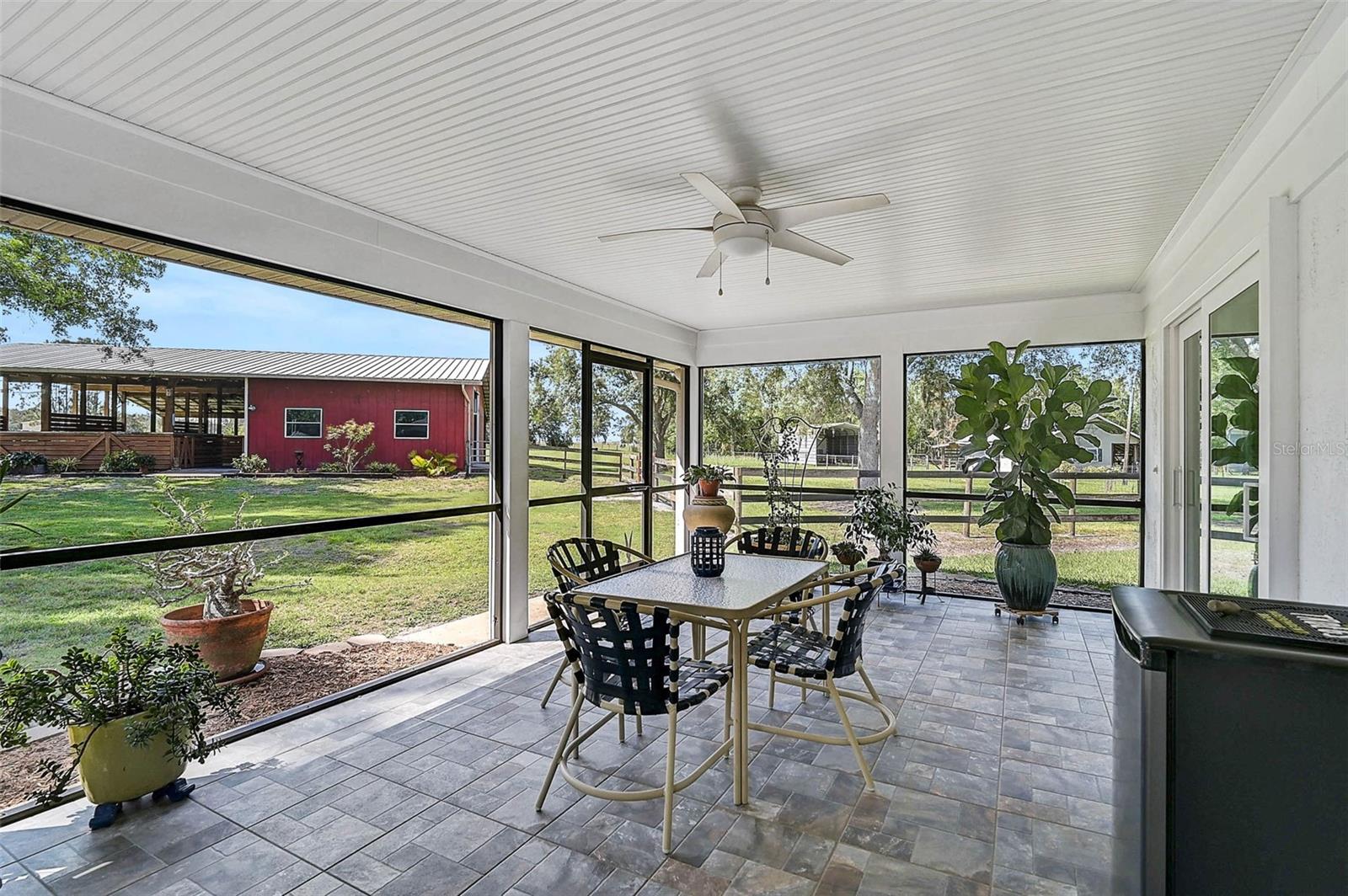 Image 36 of 76 For 16918 Waterline Road