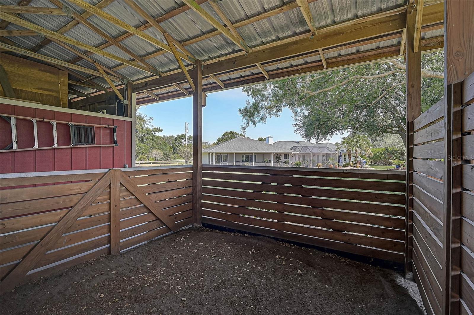 Image 43 of 76 For 16918 Waterline Road