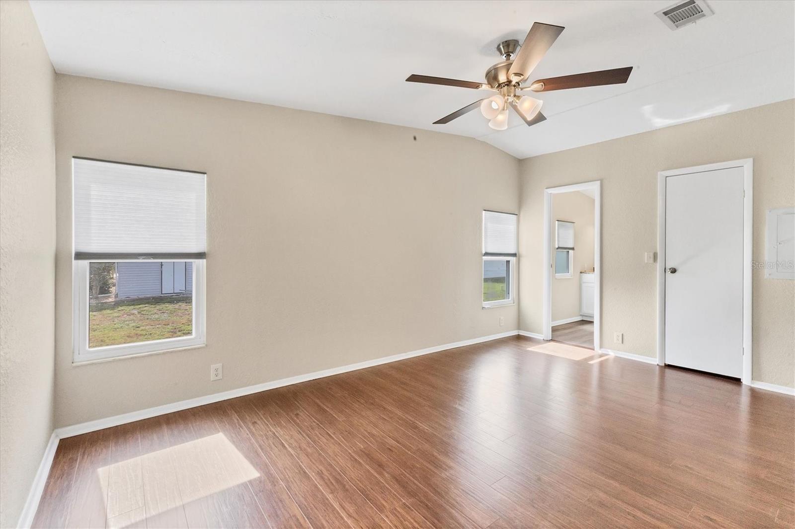 Image 11 of 42 For 6710 36th Avenue E 350
