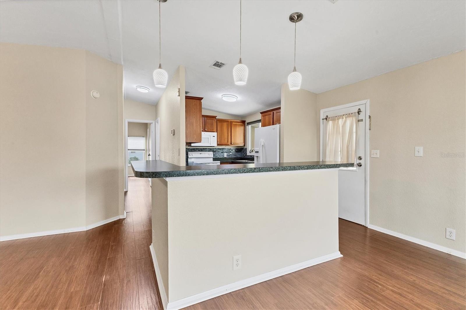 Image 14 of 42 For 6710 36th Avenue E 350
