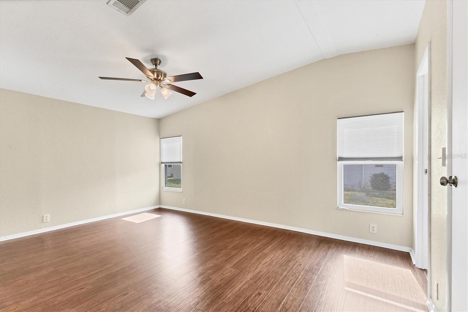 Image 22 of 42 For 6710 36th Avenue E 350