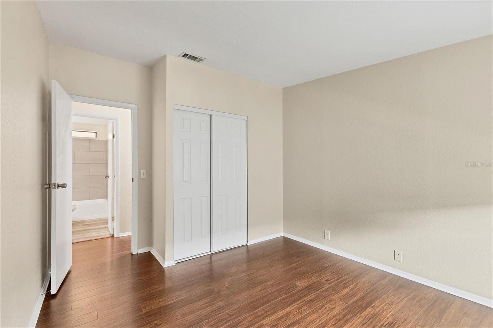 Image 25 of 42 For 6710 36th Avenue E 350