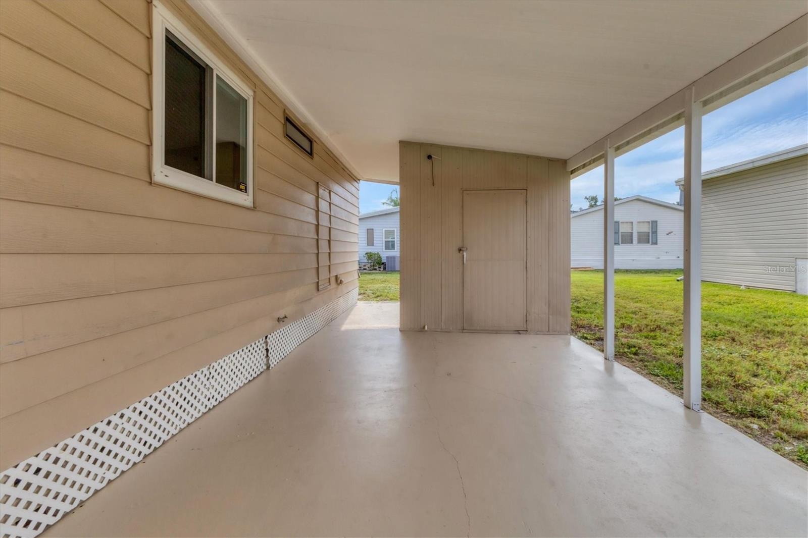 Image 26 of 42 For 6710 36th Avenue E 350