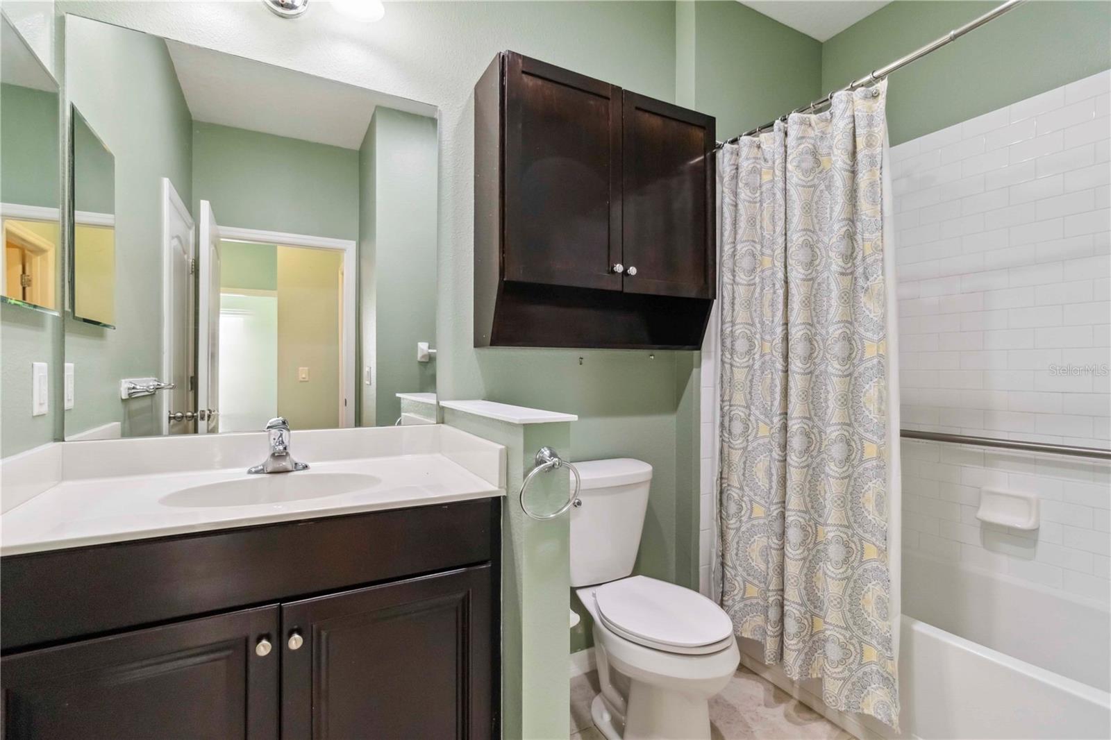 Image 18 of 21 For 5418 Fairfield Boulevard