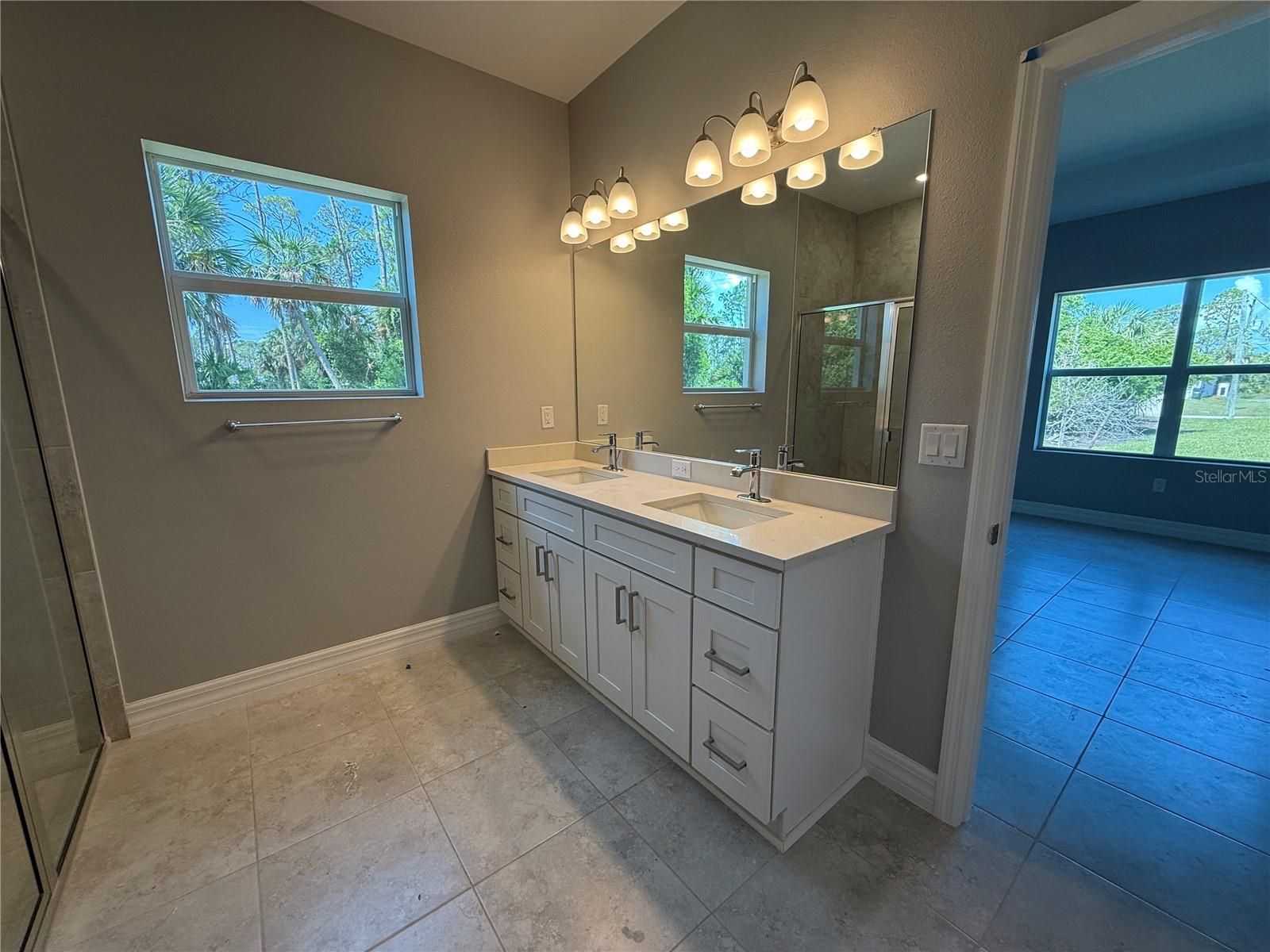 Image 15 of 23 For 4295 Kinlock Street