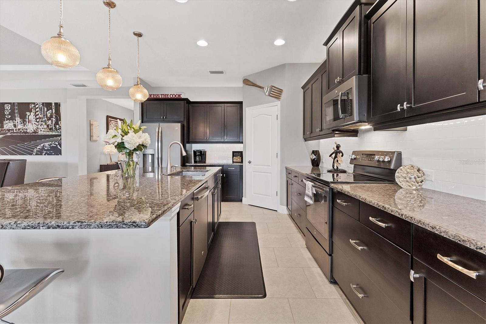Image 15 of 63 For 16943 Rosedown Glen
