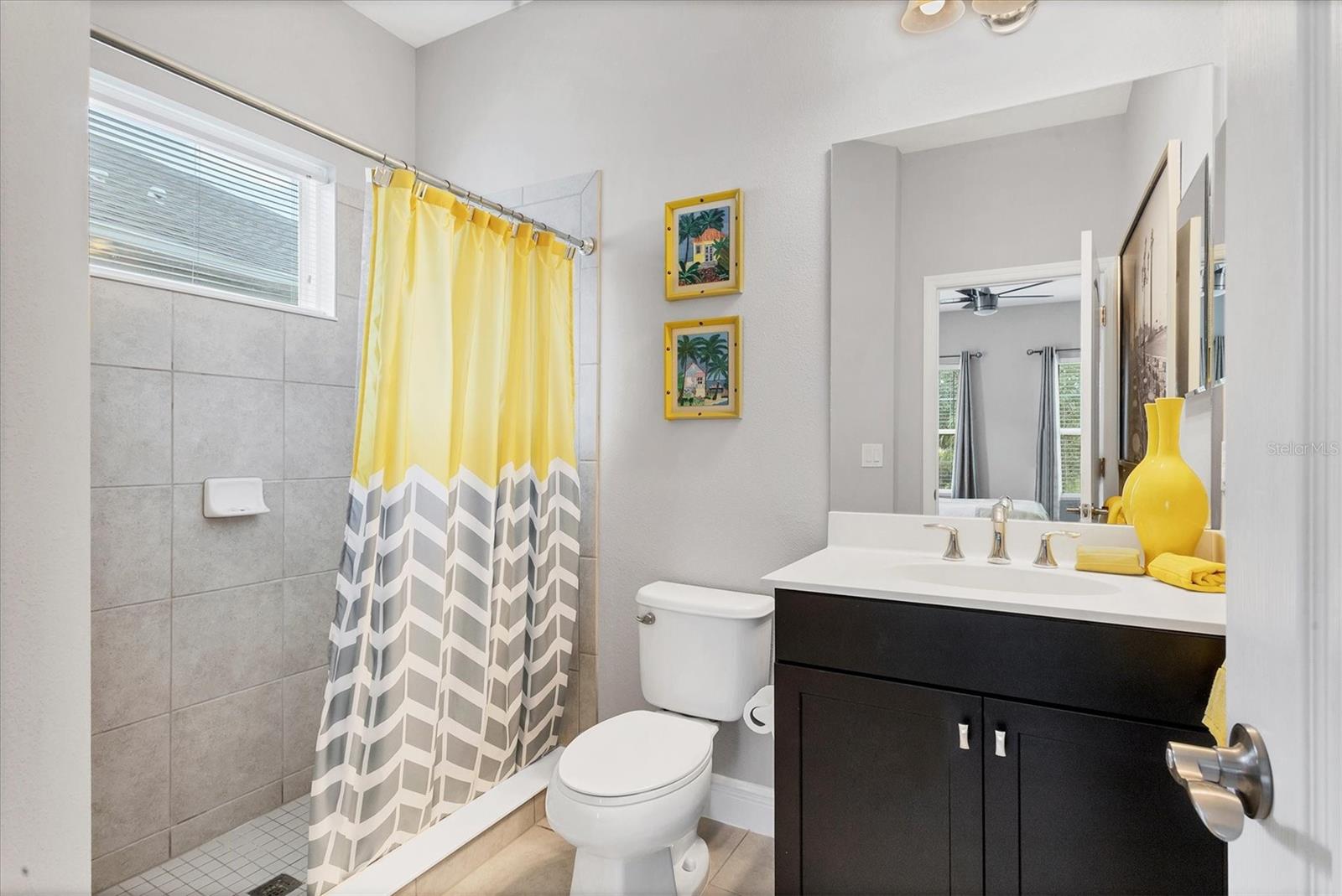 Image 38 of 63 For 16943 Rosedown Glen