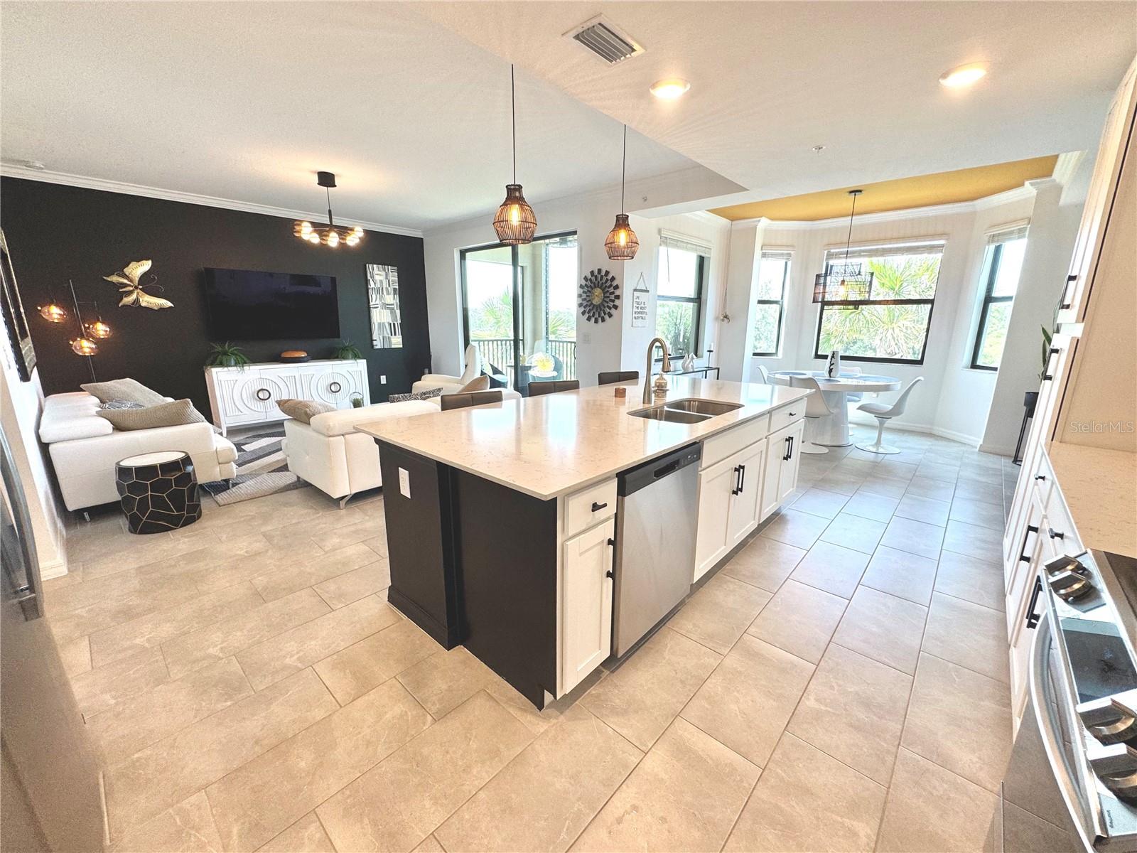 Image 16 of 59 For 18028 Gawthrop Drive 303