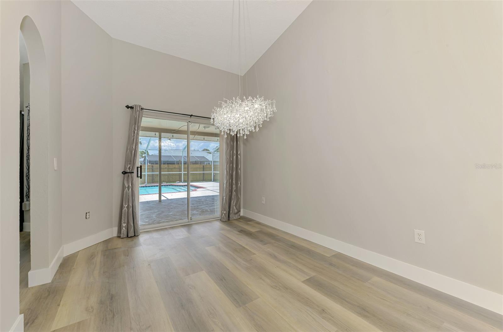 Image 31 of 69 For 5742 39th Street Circle E