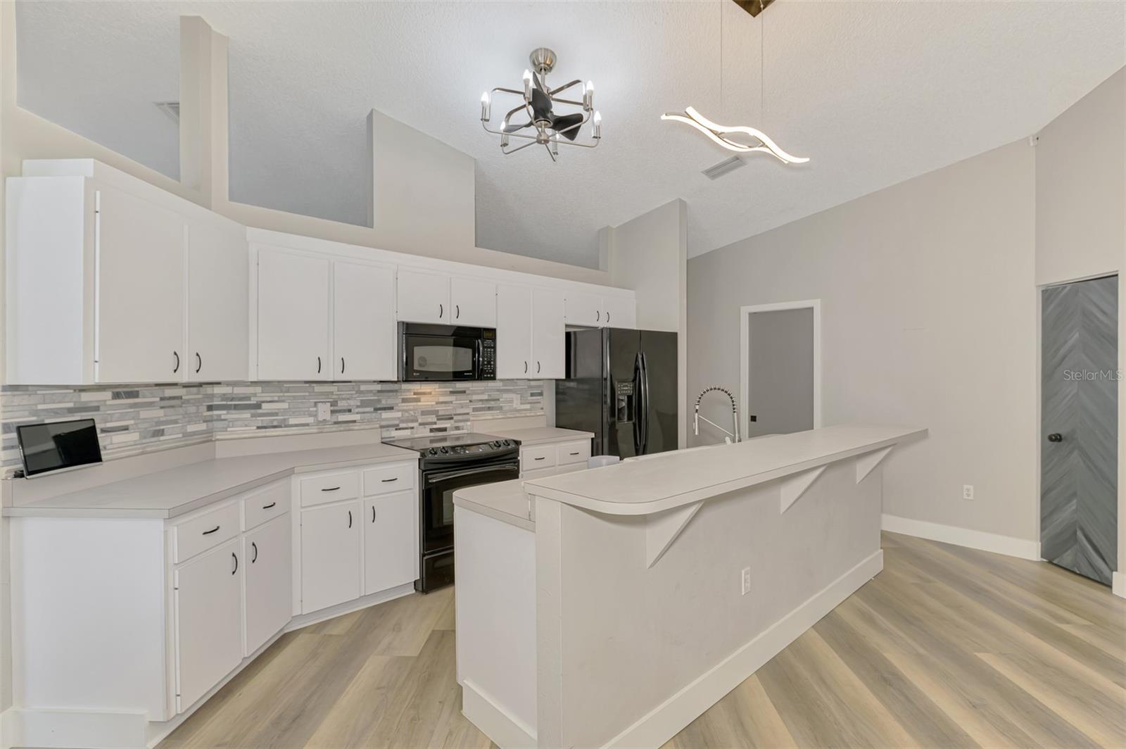 Image 39 of 69 For 5742 39th Street Circle E